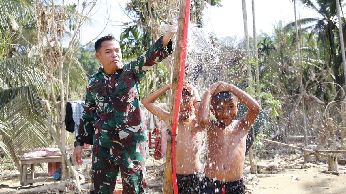 Eau propre pour tous: connaître la technologie RO apportée par le ministère de la Défense à Aceh Tamiang