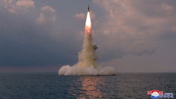 La Corée Du Nord Aurait Tiré Un Missile Balistique Alors Que Le Président Sud-coréen Commence La Construction Du Chemin De Fer De La Paix