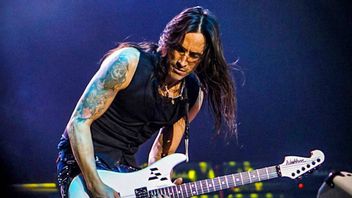 Nuno Bettencourt Sebut Rock And Roll Tidak Rumit