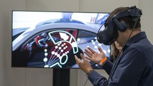 Honda Gunakan Teknologi VR dan AR untuk Membuat Desain EV Barunya