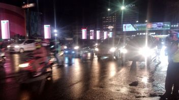 اصطدمت سيارات المسافرين التي تمر على خط أحمد ياني بيكاسي إلى بانتورا