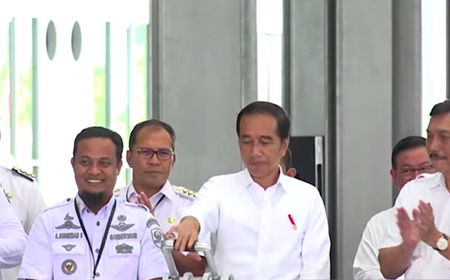 Jokowi Resmikan Kereta Api Rute Maros-Barru