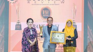 Bank DKI Receives The Best Indonesia Annual Report Award 2024