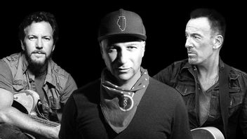 Sortie Du Nouvel Album, Tom Morello Gaet Bruce Springsteen Et Eddie Vedder I Invite Highway To Hell