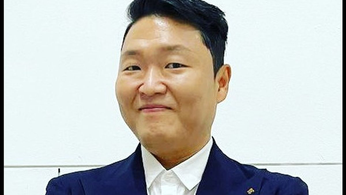 PSY Comeback Releases New Album After 5 Years