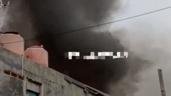 Permukiman Padat Penduduk di Jiung Kemayoran Terbakar, Petugas Masih Berusaha Padamkan Api