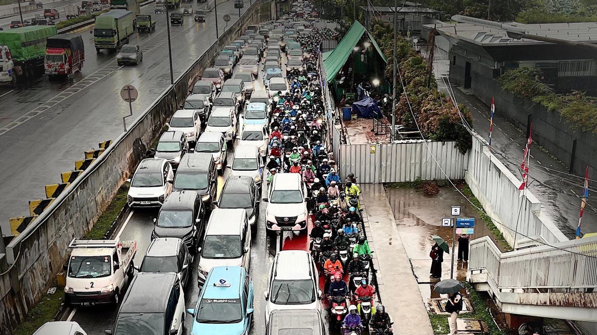 Dishub DKIは、ジャランTBシマトゥパンの深刻な交通渋滞の原因を明らかにします