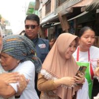 Bersaing dengan Risma di Kandang Banteng, Khofifah Optimistis Menang Tebal di Surabaya