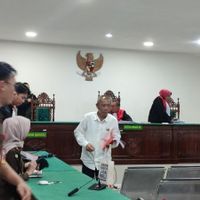 Kontraktor Masih Buron, Eks Direktur RSUD Kepahiang Dituntut 5 Tahun