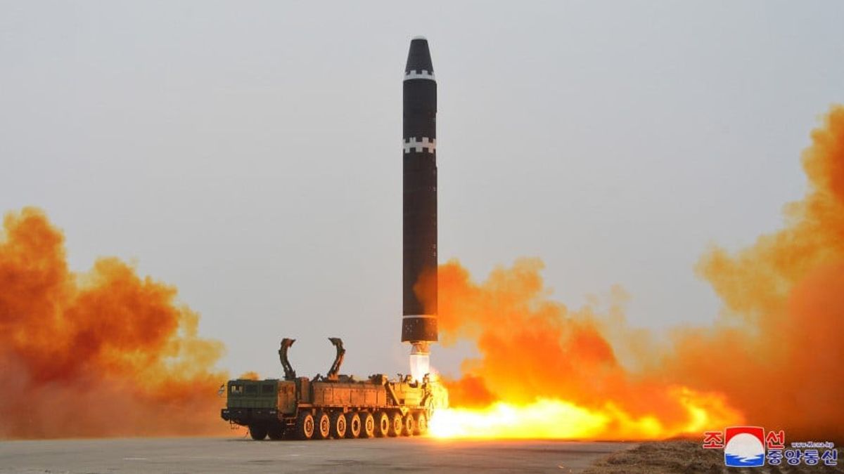  朝鲜重启两枚弹道导弹，金正恩姐姐发出严厉警告