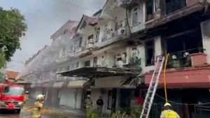 Ruko At Green Ville, West Jakarta Burns, Officers Still Extinguishing