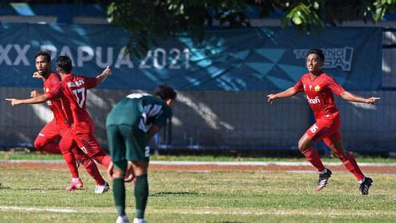 Overthrow East Java 2-1, Aceh To The Papua PON Men's Football Final