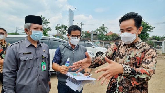 Fasihnya Pidato Inggris Gibran Rakabuming Depan Menteri UEA, Netizen Bandingkan dengan Jokowi dan Paus Fransiskus 