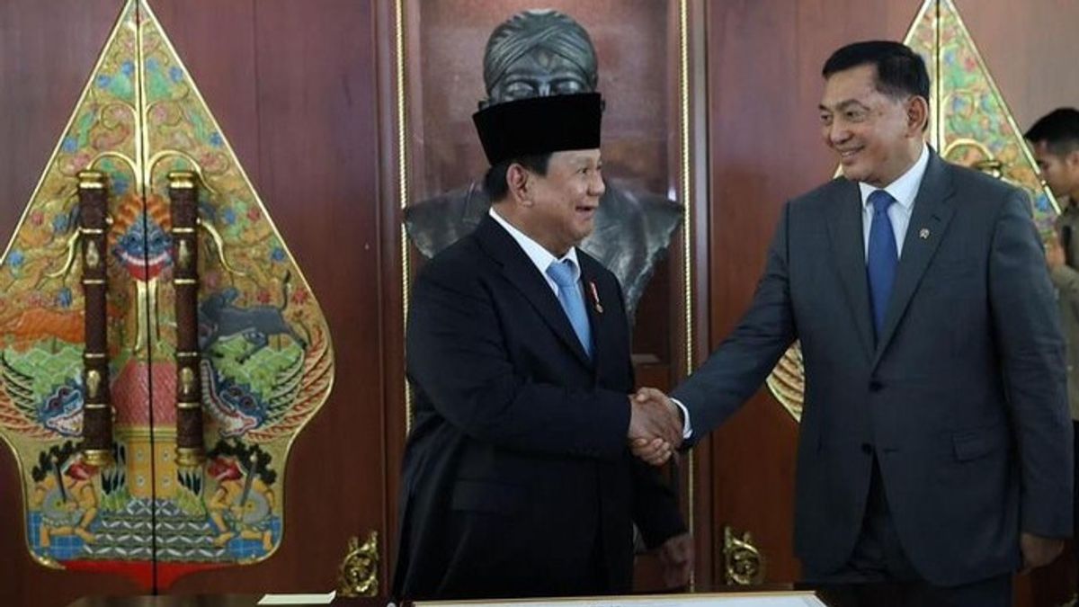 Le nom de Sjafrie Sjamsoeddin est entré dans la bourse des candidats à la présidence en 2029, observateur: il est difficile de l'associer à Prabowo