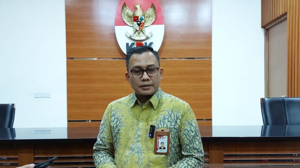 KPK Hands Over Rijatono Lakka Case Files In The Lukas Enembe Corruption Case