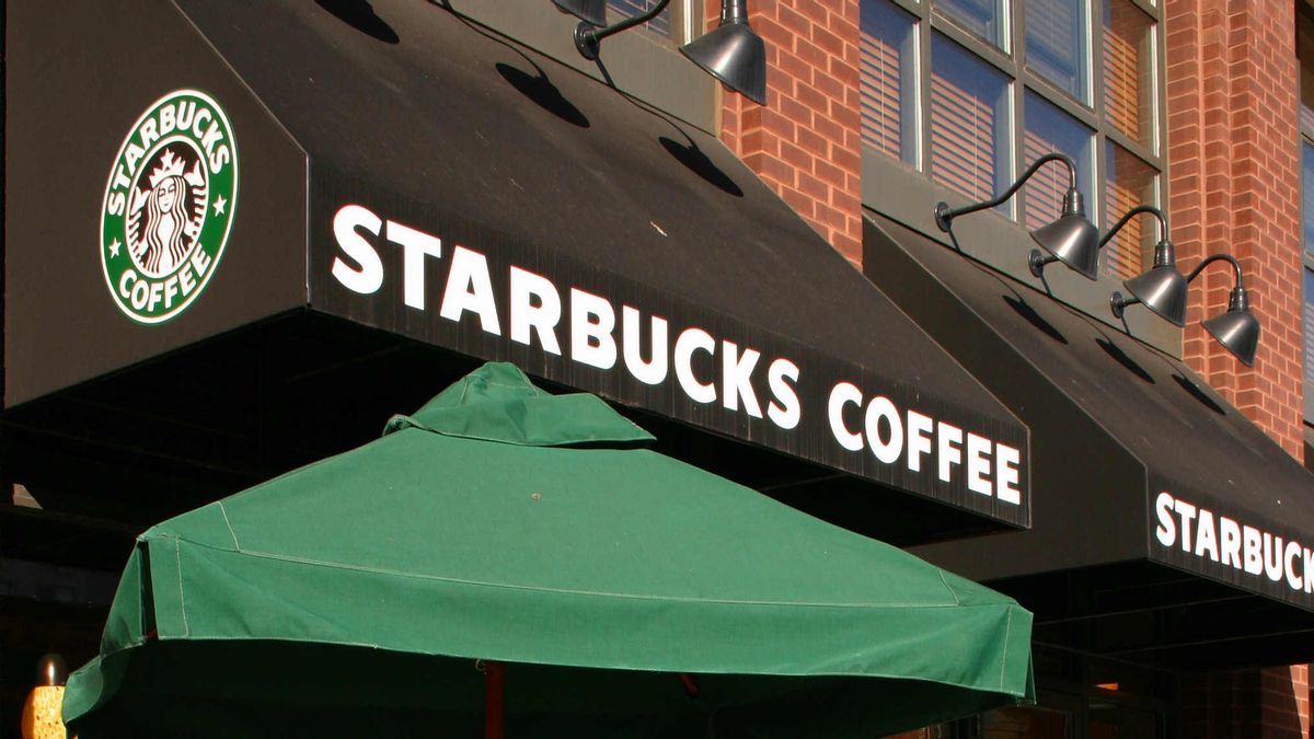 エフィシエント、スターバックスは米国で300人の従業員を解雇