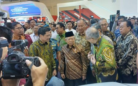 Pameran Otomotif GIIAS 2024 Resmi Dibuka oleh Wapres RI Ma'ruf Amin