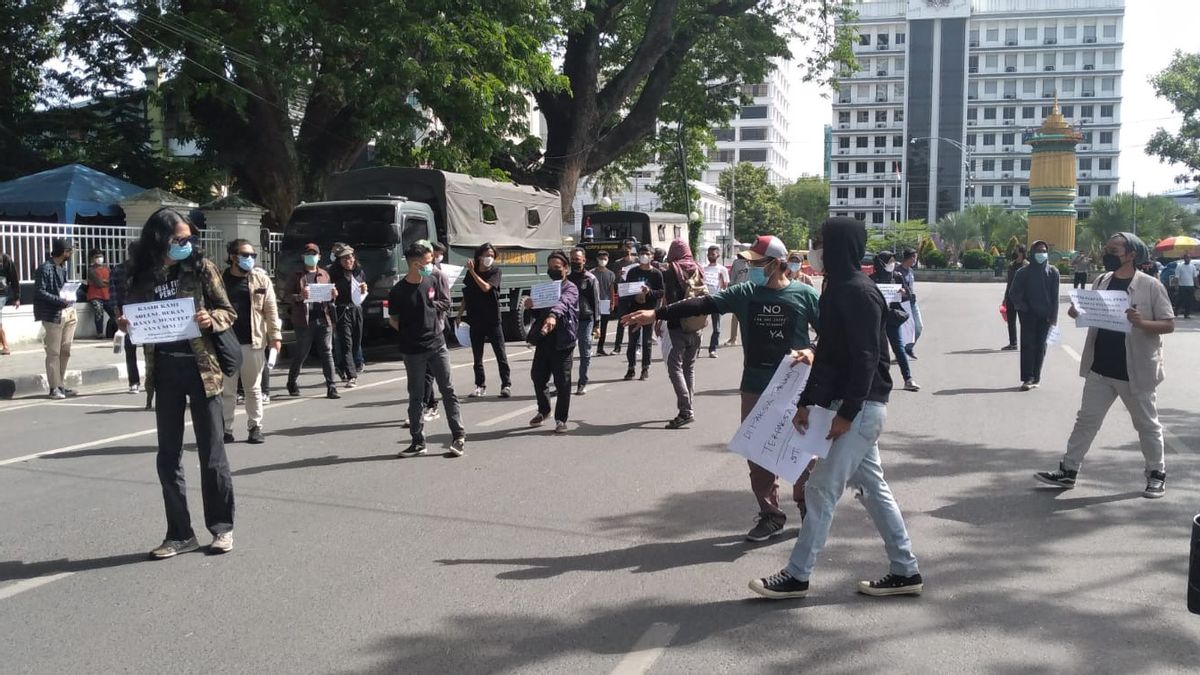 Affected By Emergency PPKM, Coffee Traders Take Action And Pick Up Customers To Medan City Hall