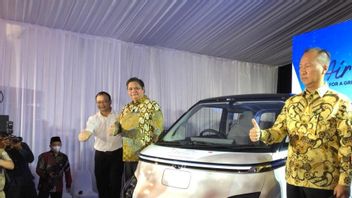 الوزير المنسق لشركة Airlangga يدعم النظام البيئي للسيارات الكهربائية ، Energy Watch: نأمل أن يقدم مساهمة إيجابية
