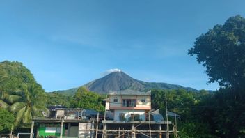 スルトのカランゲタン山 8回一日中白い煙を嗅ぎます