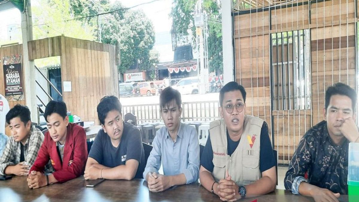 Gather Village Apparatus In 3 Regions, Monitoring Institute Accuses One Of The Candidates For The South Kalimantan Pilkada Of Covert Campaign