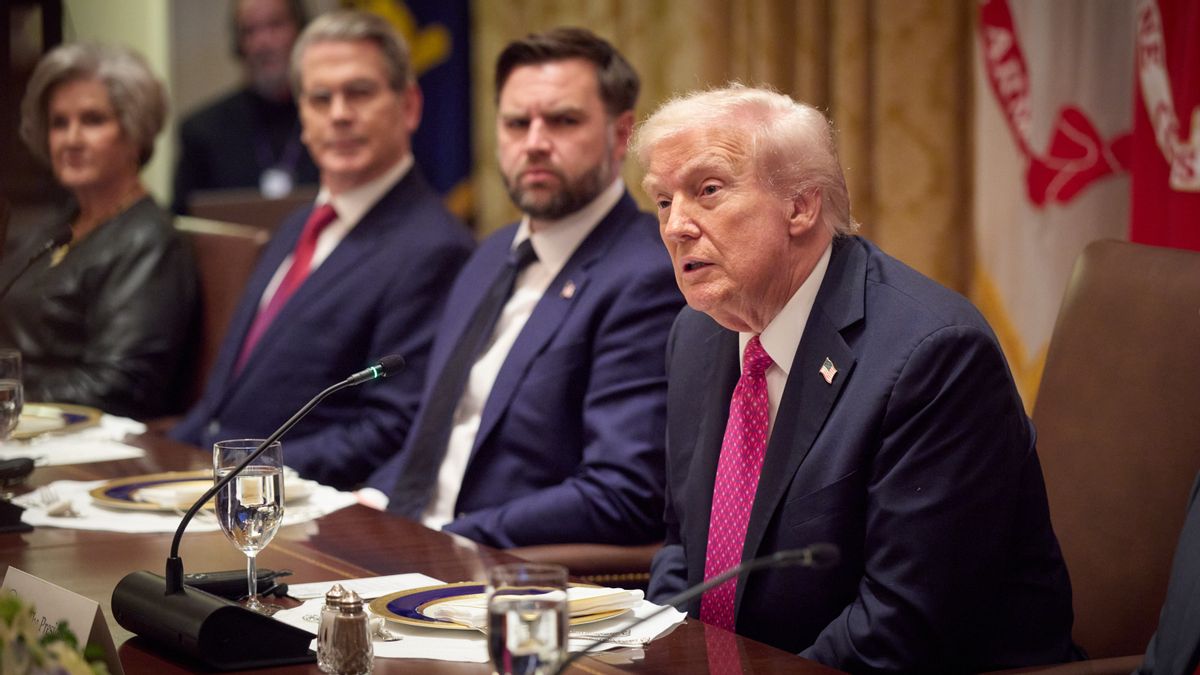 Trump Desak Putin dan Zelenskyy Berunding Akhiri Perang
