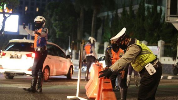 Transportation Agency Will Engineering Traffic at Pasar Santa Jakarta Red Light from April 5-12