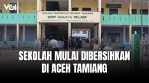 Sekolah Mulai Dibersihkan dari Lumpur di Aceh Tamiang
