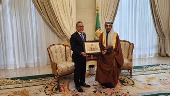 وزير التجارة زلهاس يدعو دول الخليج العربية لتعزيز العلاقات التجارية من خلال سيبا