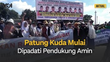 视频:AMIN Padati Patung Kuda的支持者在2024年总统大选争议审判判决前