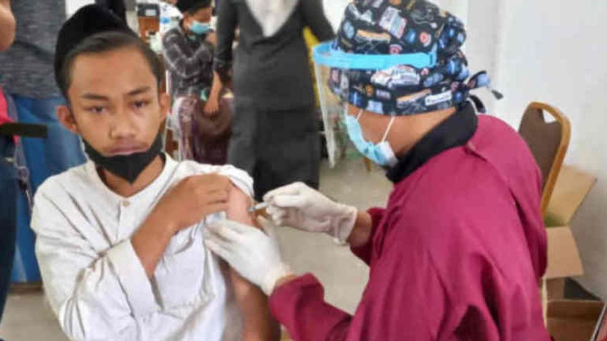 Masih Minim, Vaksinasi di Cirebon Baru 26 Persen dari 1,7 Juta Sasaran