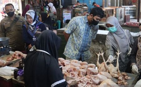 Pemkot Pekalongan Awasi Pasar: Temukan Harga Daging Rp120 Ribu per Kg, Ada yang Dijual Busuk