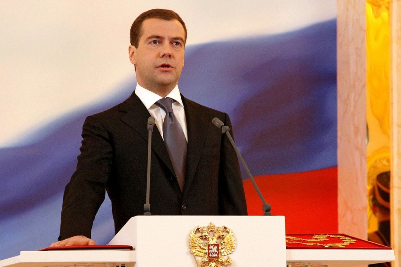 何十人もの外交官が追放され、ロシアは西側諸国を思い出させる:二国間関係を傷つける