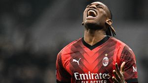 Barcelona Buru Rafael Leao, Ini Jawaban AC Milan