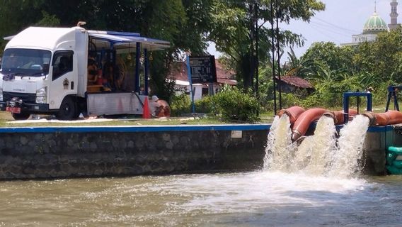 Acting Governor Of Central Java: 22 Pump Machines Deployed To Accelerate Flood Recedes In Demak