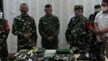 Un Faux TNI Arrêté à Medan, Utilisant Des Uniformes Pour Des Prêts De Motos - Collège Des Enfants