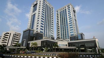 スリ・ムリヤニは2025年国家予算の効率性を明らかにし、財務省の予算は8.9兆ルピア削減された