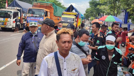 Demo Truck Driver In Surabaya, These Are Four Demands For ODOL Regulation