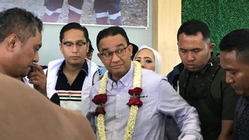 Anies répond au chef de la police au sujet de la poursuite du relais de leadership de Jokowi, Anies: chaque président continue
