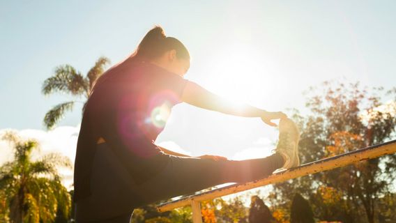 Les habitudes avant 9 heures du matin qui aident à surmonter le stress