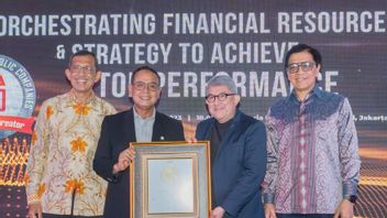 Romy Wijayanto, Direktur Keuangan & Strategi Bank DKI Raih Indonesia Best CFO 2023