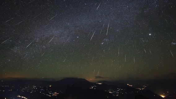 Puncak Hujan Meteor Geminid Akan Terjadi Bulan Ini, Catat Tanggalnya!