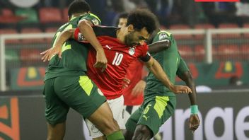 モハメド・サラーはアフリカネイションズカップで負けた後にほとんど泣いたが、ワールドカップのプレーオフでサネを復讐できる