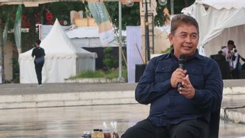 بسبب مشكلة النفايات ، اقترح جيبارك رينجاني بناء مأوى في جبل رينجاني