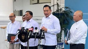 AHY: Tanggul Laut Pantura Jawa Dikombinasikan dengan Mangrove