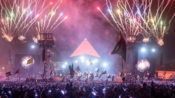 Glastonbury 2025 Laris Manis, Tiket Tahap Pertama Habis Terjual dalam 30 Menit