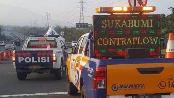 Arah ke Ciawi Masih Padat, <i>Contra Flow</i> Diberlakukan Sejak KM 44 Tol Jagorawi