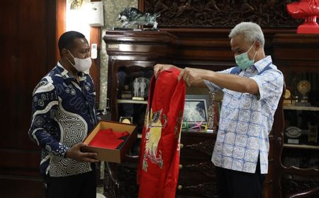 Ganjar Dapat Undangan Khusus dari Rektor Uncen, Diminta Kasih Kuliah ke Mahasiswa