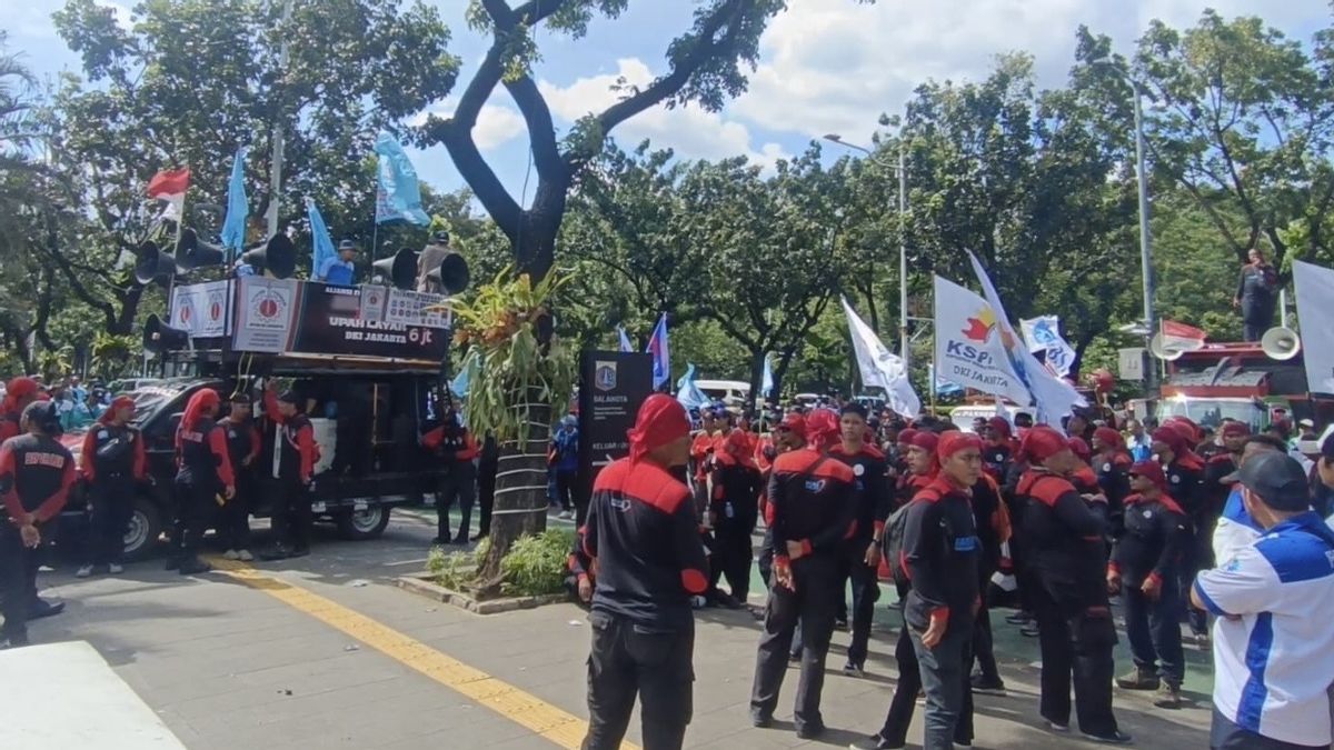 Buruh Tuntut Kenaikan UMP Jakarta 2026 Rp6 Juta, Pemprov DKI Masih Tunggu Arahan Kemnaker