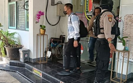 Hari Ketiga KPK di Kota Semarang, 2 Jam Lebih Kantor Dinas Pendidikan Digeledah